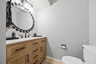 1532 Swallow St, Naperville, IL 60565 - Photo 18