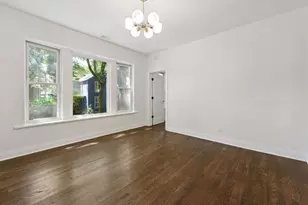 1340 W Hollywood Ave, Chicago, IL 60660 - Photo 4