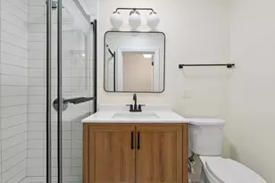 1340 W Hollywood Ave, Chicago, IL 60660 - Photo 16