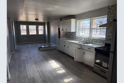 7958 S South Shore Drive, Chicago, IL 60617 - Photo 20