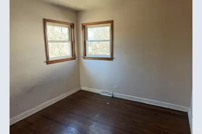 7958 S South Shore Drive, Chicago, IL 60617 - Photo 10