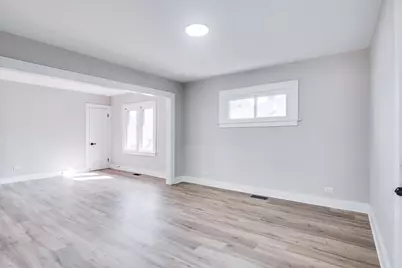 1520 N Prairie Avenue, Joliet, IL 60435 - Photo 6