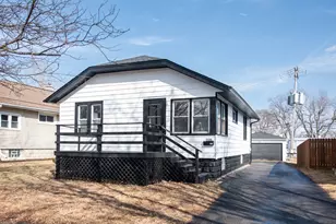 1520 N Prairie Ave, Joliet, IL 60435 - Photo 1