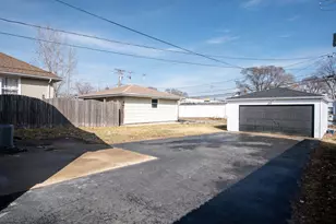 1520 N Prairie Ave, Joliet, IL 60435 - Photo 20