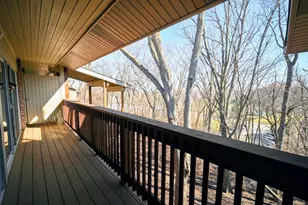 5817 Oakwood Dr, Lisle, IL 60532 - Photo 10