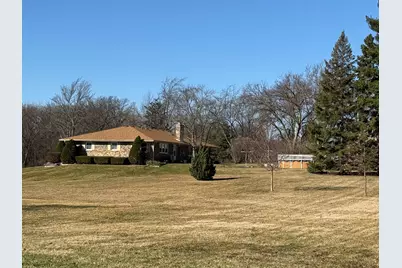 8206 W Woodvale Road, Frankfort, IL 60423 - Photo 2