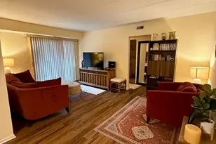 18135 Martin Ave, Homewood, IL 60430 - Photo 6