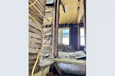 344 W Everett Street, Dixon, IL 61021 - Photo 8