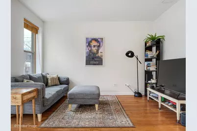 1215 W Rosemont Avenue #1, Chicago, IL 60660 - Photo 4