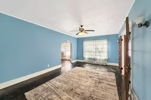 405 N Apple Ave, Freeport, IL 61032 - Photo 4