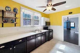 405 N Apple Ave, Freeport, IL 61032 - Photo 10