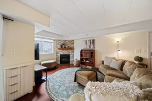 4407 Pershing Ave, Downers Grove, IL 60515 - Photo 2