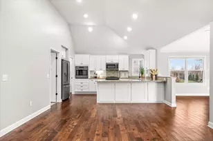 1262 Deerpath Dr, Yorkville, IL 60560 - Photo 16