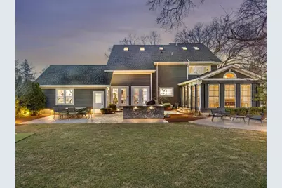 606 W Franklin Street, Wheaton, IL 60187 - Photo 2