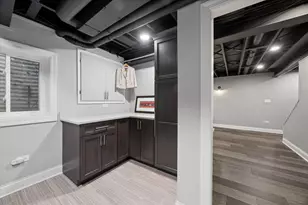 606 W Franklin St, Wheaton, IL 60187 - Photo 48