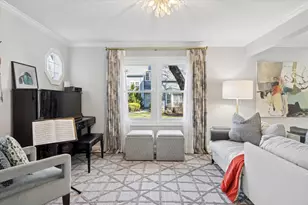 606 W Franklin St, Wheaton, IL 60187 - Photo 10