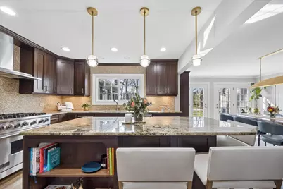 606 W Franklin Street, Wheaton, IL 60187 - Photo 18