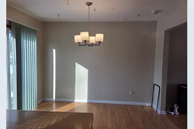 210 Hazelwood Drive, Lindenhurst, IL 60046 - Photo 8