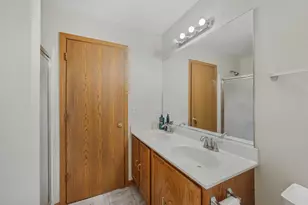 337 Daffodil Dr, Romeoville, IL 60446 - Photo 26