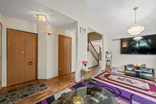 337 Daffodil Dr, Romeoville, IL 60446 - Photo 10