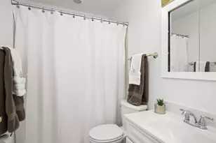 1220 Dorchester Ln, Hoffman Estates, IL 60169 - Photo 20