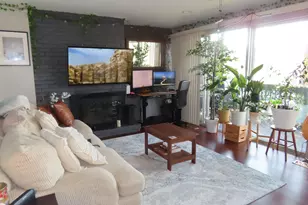 5543 E Lake Dr, Lisle, IL 60532 - Photo 4