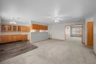 918 S Chicago St, Geneseo, IL 61254 - Photo 8