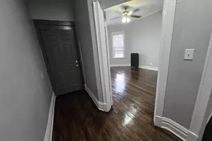 6930 S Wabash Ave, Chicago, IL 60637 - Photo 2