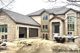 7234 Roxbury Ct, Long Grove, IL 60060 - Photo 1