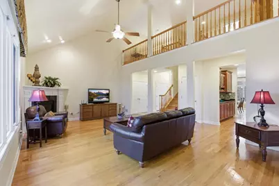 13106 Fox Hill Court, Lemont, IL 60439 - Photo 4