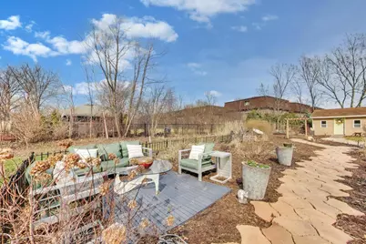 9761 Elm Terrace, Des Plaines, IL 60016 - Photo 30