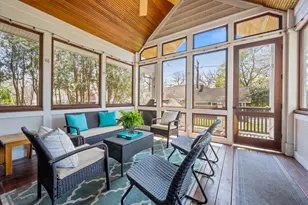 939 Ashland Ave, Wilmette, IL 60091 - Photo 16