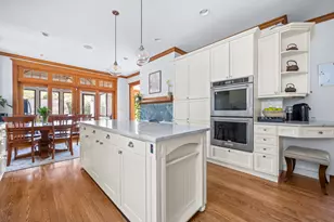 939 Ashland Ave, Wilmette, IL 60091 - Photo 12