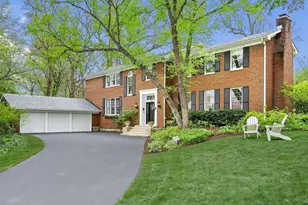 815 Merrill Woods Rd, Hinsdale, IL 60521 - Photo 1