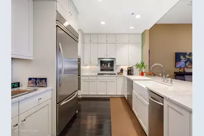 333 N Canal Street #3404, Chicago, IL 60606 - Photo 8