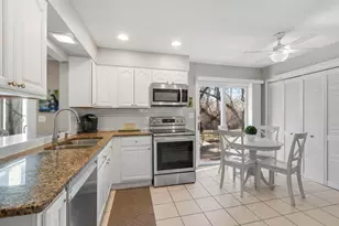 1730 George Ct, Glenview, IL 60025 - Photo 8