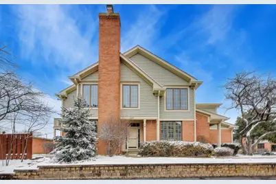 220 University Drive #220, Mount Prospect, IL 60056 - Photo 1