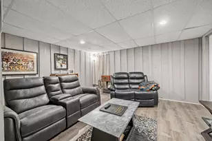 42W470 Red Bud Ct, Saint Charles, IL 60175 - Photo 26