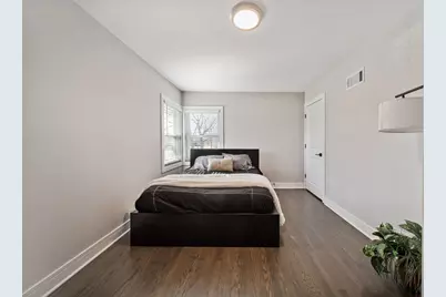 1S336 Buttercup Lane, Villa Park, IL 60181 - Photo 12