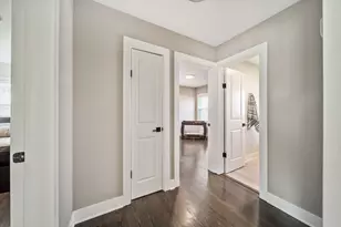 1S336 Buttercup Ln, Villa Park, IL 60181 - Photo 10