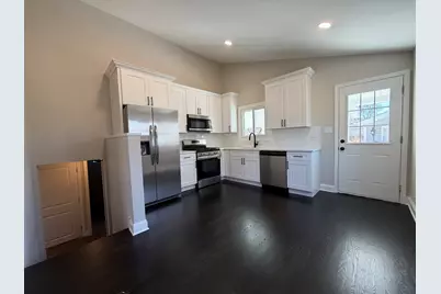 665 Easy Street, Glendale Heights, IL 60139 - Photo 6