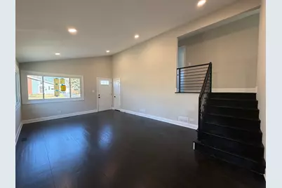 665 Easy Street, Glendale Heights, IL 60139 - Photo 8