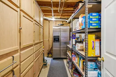 334 S Clearview Circle, Round Lake, IL 60073 - Photo 24