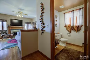 220 Carroll Way, Bartlett, IL 60103 - Photo 8