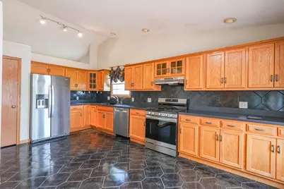 671 Diversatech Drive N, Manteno, IL 60950 - Photo 14