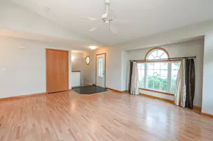 671 Diversatech Dr N, Manteno, IL 60950 - Photo 6