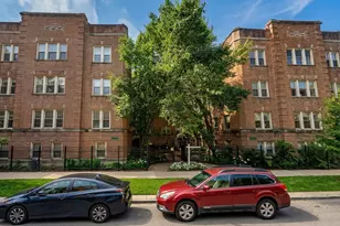 843 E 52nd St, Chicago, IL 60615 - Photo 1