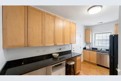 843 E 52nd Street #1, Chicago, IL 60615 - Photo 4