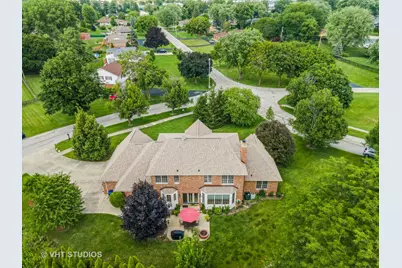 1527 Lexington Circle, Schaumburg, IL 60173 - Photo 40