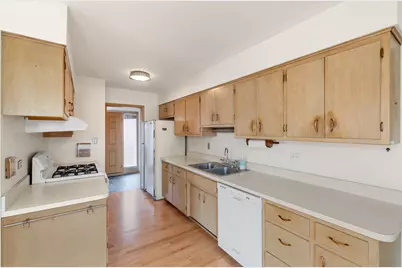 5132 W 105th Place, Oak Lawn, IL 60453 - Photo 16